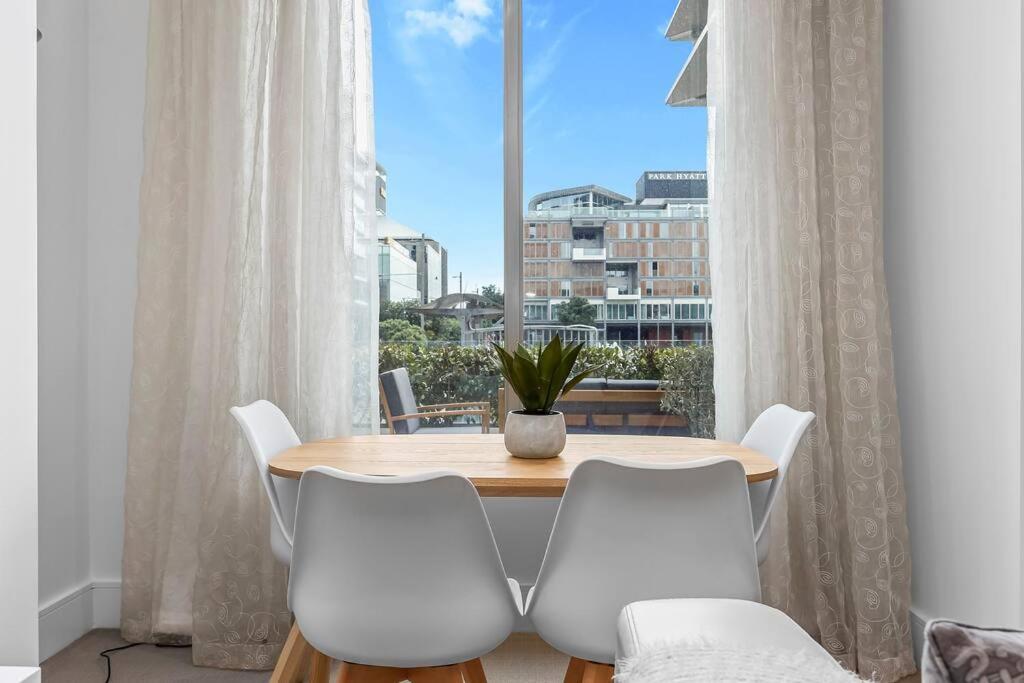 Апартаменти Elegant & Sunny Living With Stunning Marina Views Окленд Екстер'єр фото